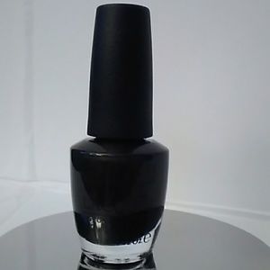 O P I "4 in the morning" Nail Lacquer